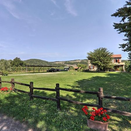 Appartamento Uva - Agriturismo Le Selvole Pomarance Exterior foto