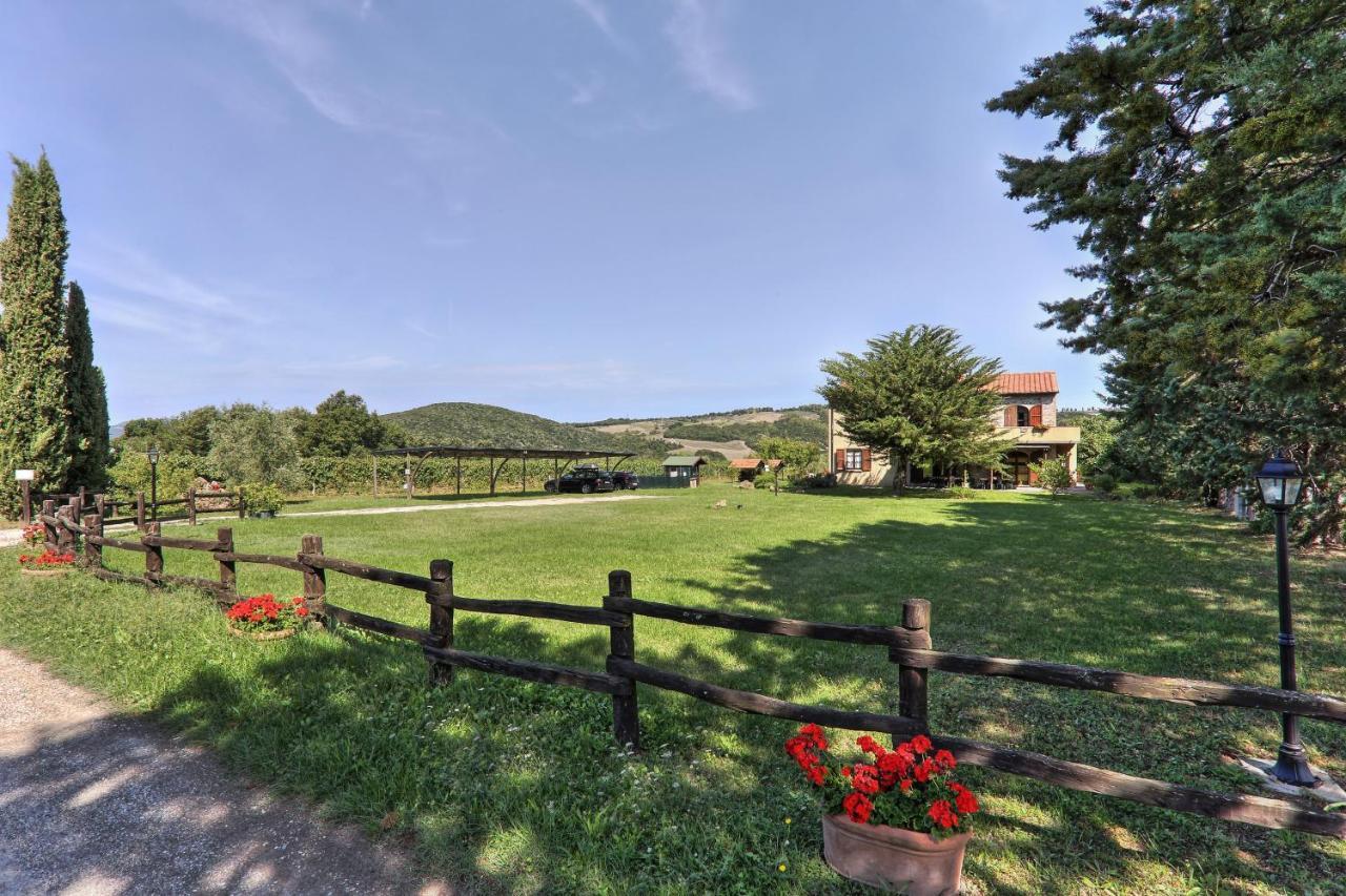 Appartamento Uva - Agriturismo Le Selvole Pomarance Exterior foto