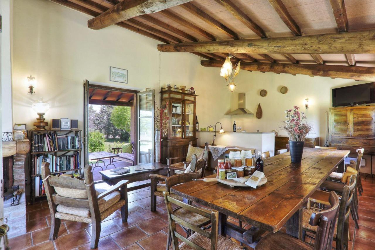 Appartamento Uva - Agriturismo Le Selvole Pomarance Exterior foto
