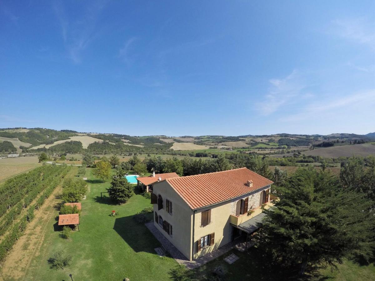 Appartamento Uva - Agriturismo Le Selvole Pomarance Exterior foto